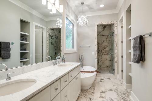 207 Old Liberty Pike Home