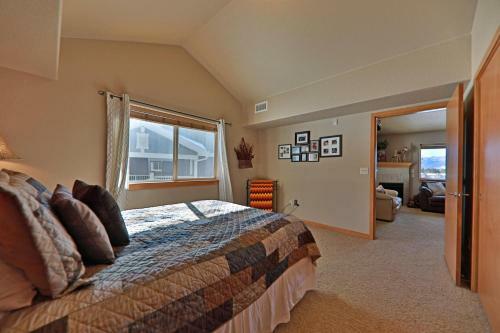 Apartamento Sterling Point 305 Condo