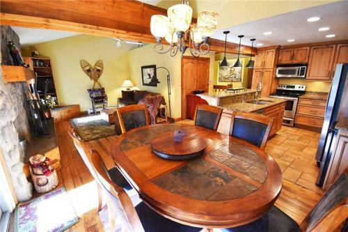 Cross Creek 203 (condo)