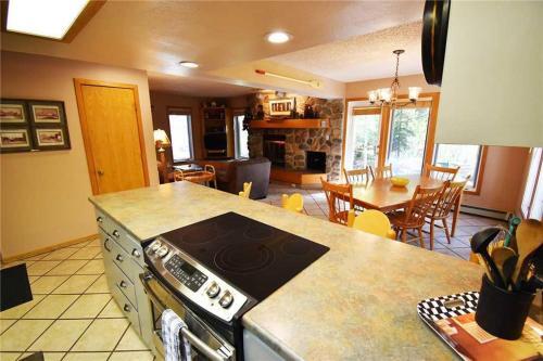 Cross Creek 308 (condo)