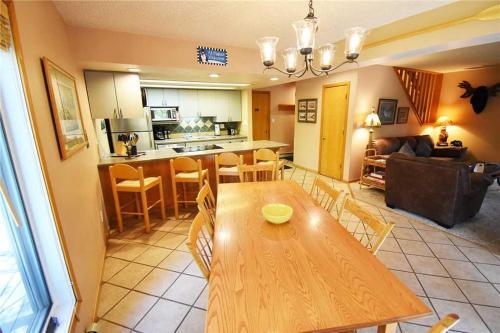 Cross Creek 308 (condo)