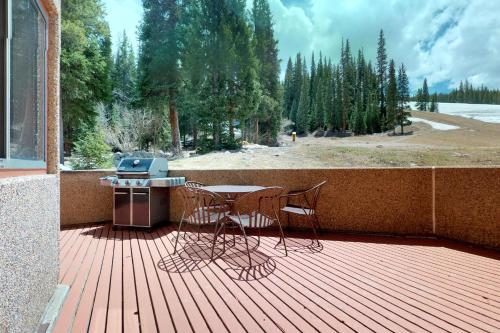 Apartamento Ten Mile Condos