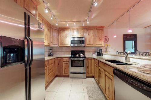 Apartamento Ten Mile Condos