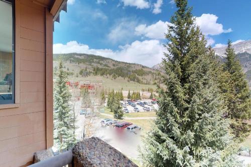 Apartamento Ten Mile Condos