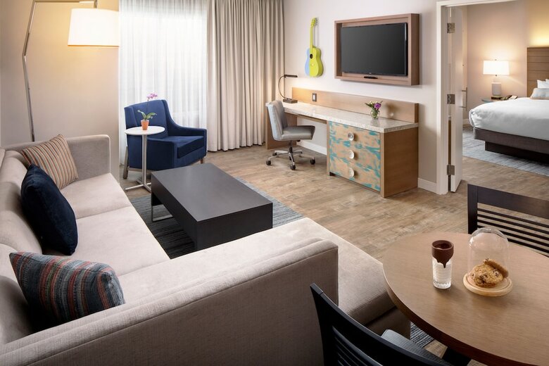 Hotel Indigo Gainesville-celebration Pointe