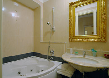 Hotel Bienvenido A Piram
