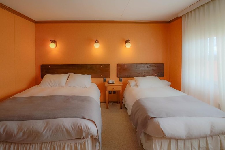 Hotel Saltos Del Paine