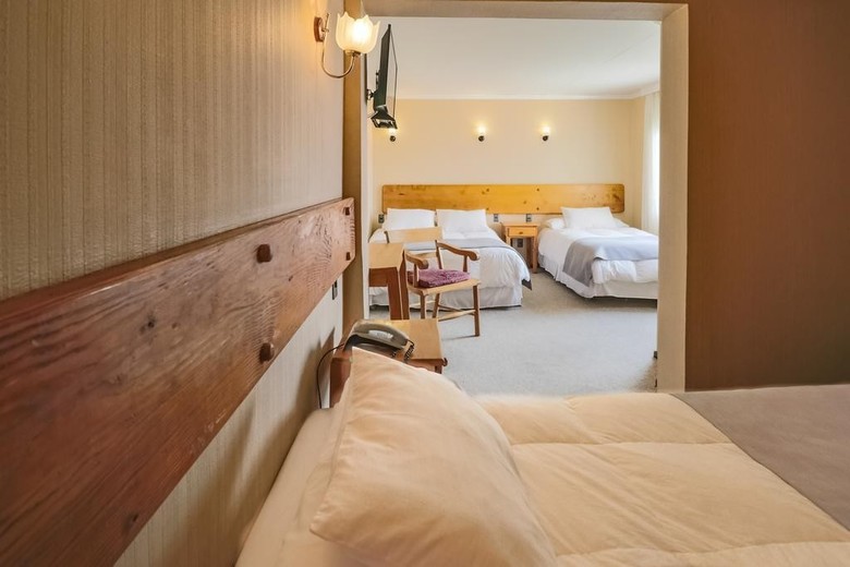 Hotel Saltos Del Paine