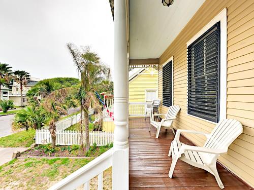 1218 Avenue M 1/2 Home