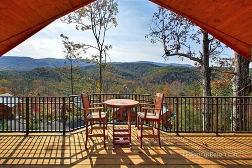 Mountain Elegance Holiday Home