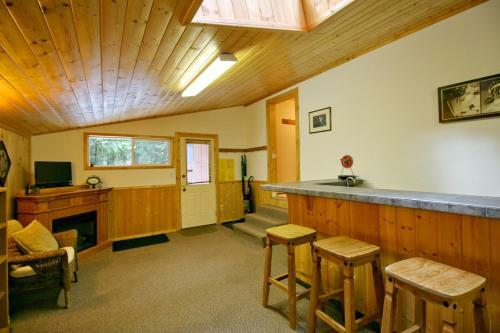 Two Bedroom Cabin - 23sl