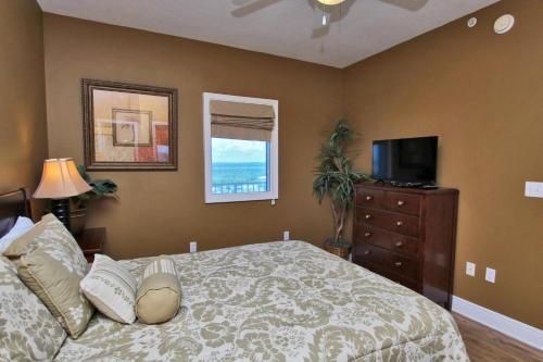 San Carlos 801 Apartment