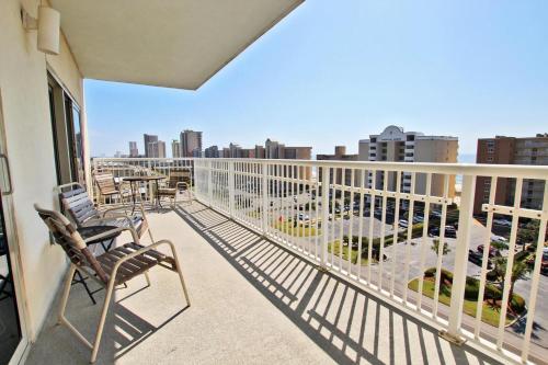 Crystal Tower 701 Apartment