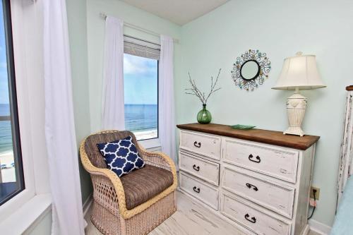 Boardwalk 986 Apartment