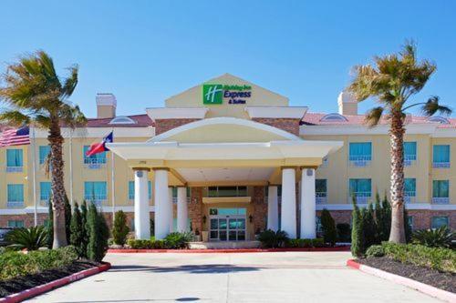 Holiday Inn Express Hotel & Suites Pearland