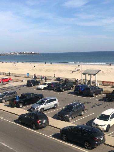 Ocean Front Condo In The Heart Of Hampton Beach