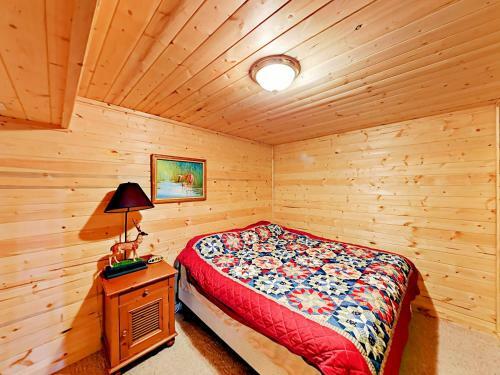 1634 Cedarbark Lane Cabin