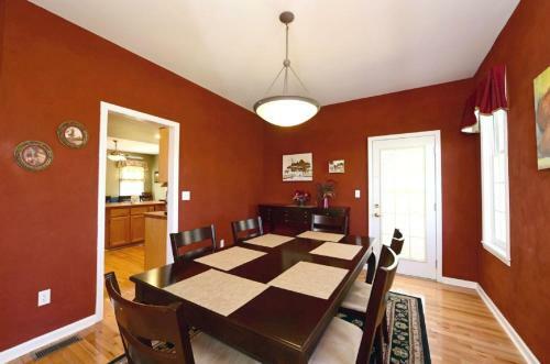 Forest Hill Home