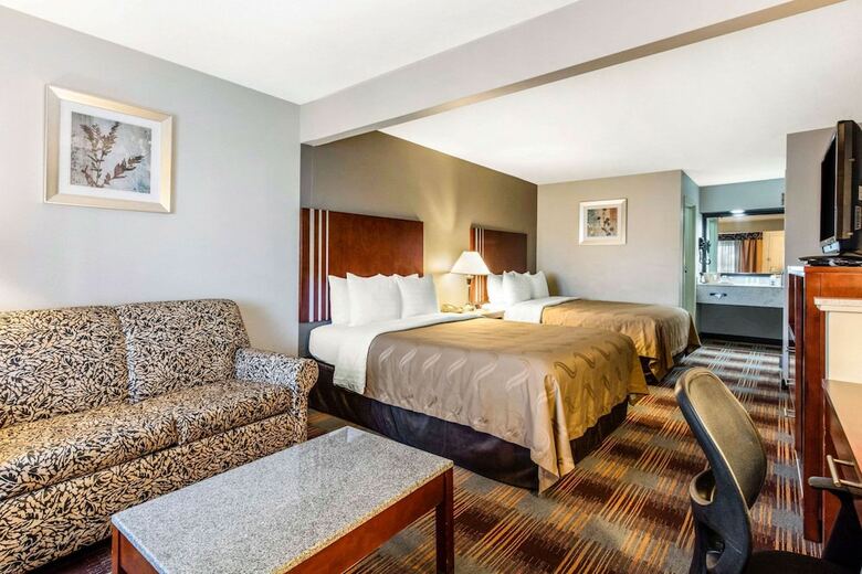 Hotel Quality Inn Airport I-240