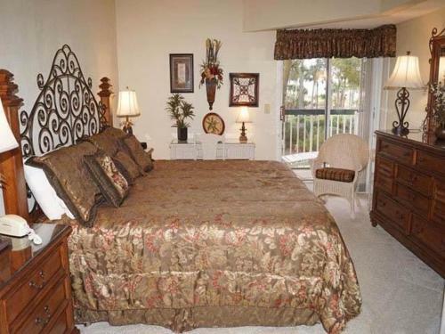 108 Barrington Arms Villa