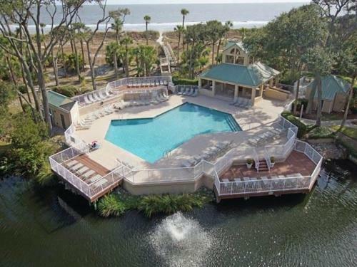 108 Barrington Arms Villa