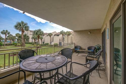 Villa 134 Shorewood
