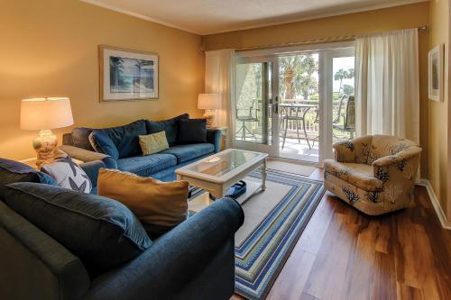 Shorewood 136 Villa