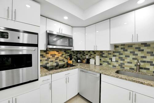 Apartamento 2 Bedrooms 2 Full Bathrooms Apt. On The Beach