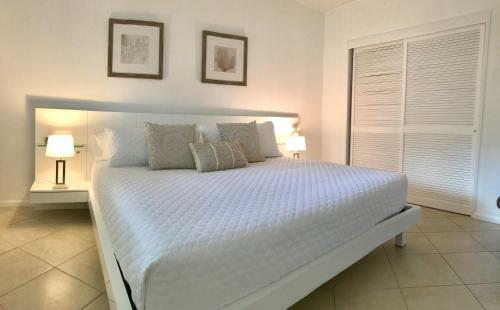 Beautiful Apartments On The Beach At The Tides