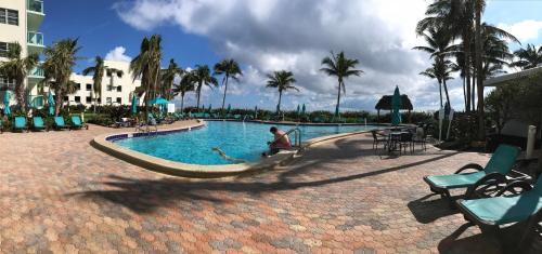 Beautiful Apartments On The Beach At The Tides