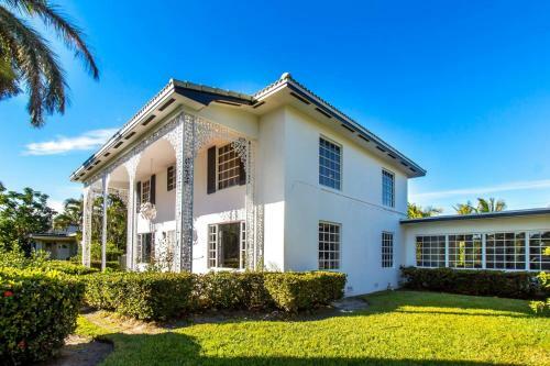 Villa Chateau Hollywood