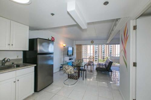 Ilikai Tower 722
