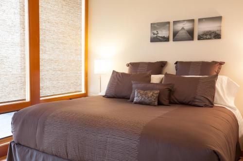 Aloft-river View-ac-5br/2.5ba