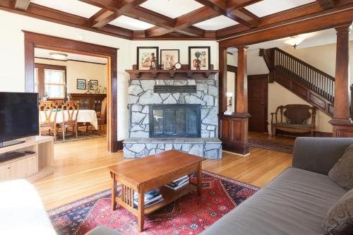 Sweet Home-river Vw-ac-3br/2b