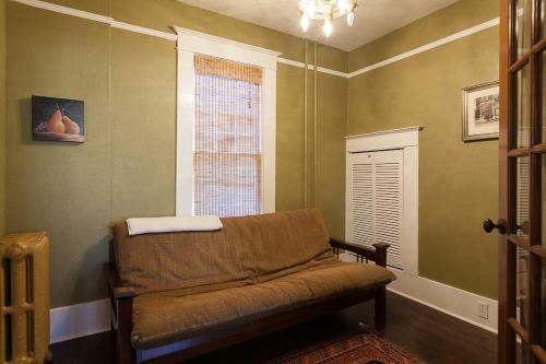 Cascade Chic-rvr Vw-ac-3br/2b