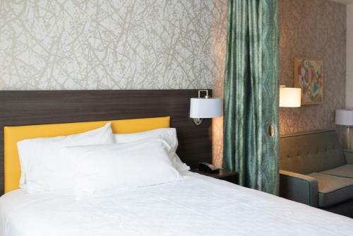 Home2 Suites By Hilton Hot Springs