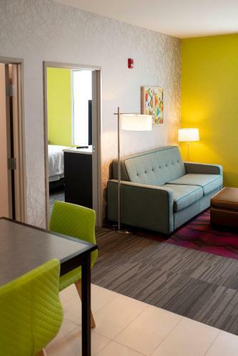 Home2 Suites By Hilton Hot Springs