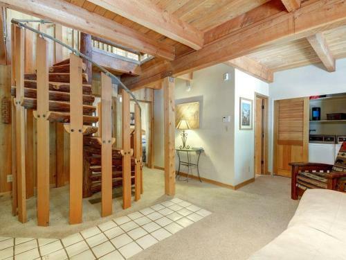 Tahquitz Rock Lodge