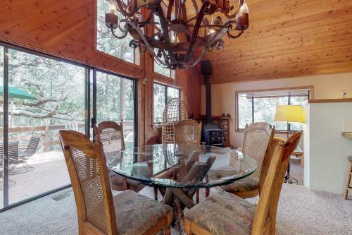 Cedar Creek Cabin