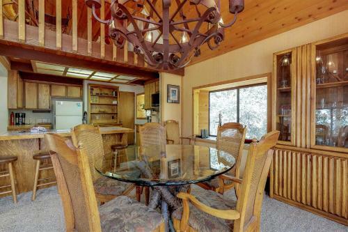 Cedar Creek Cabin