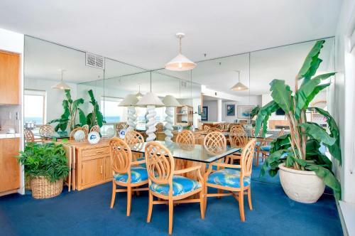 Imperial Beach Club 309