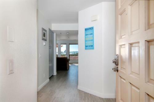 Imperial Beach Club 104