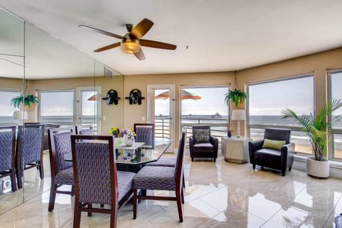 Imperial Beach Club 207
