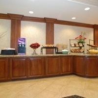 Hotel Comfort Inn & Suites