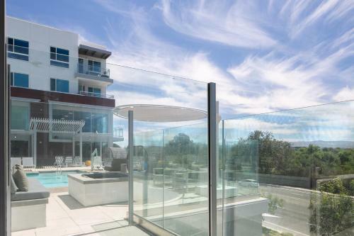 Luxury Collection Upscale Apartments Homes