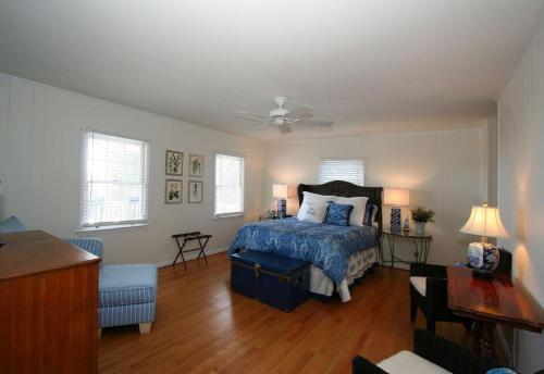 3602 Palm Boulevard Home