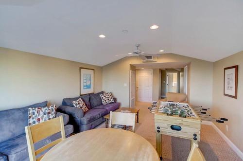 918 Carolina Boulevard Home