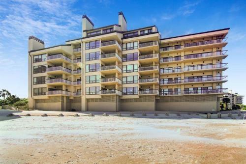 1403 Ocean Club