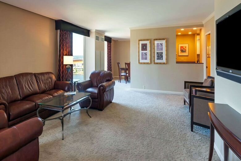 Hotel Wyndham Grand Pittsburgh Dowtown