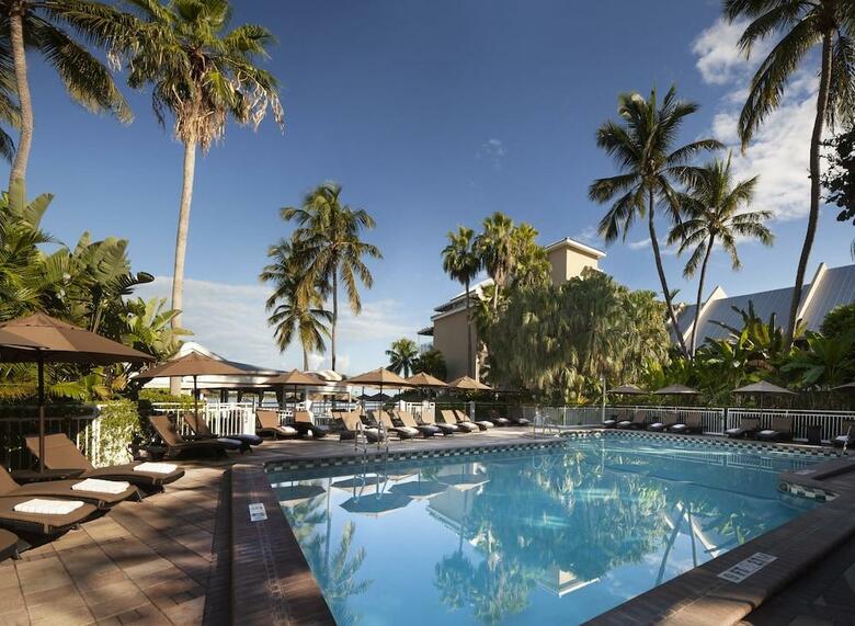 Hotel Pier House Resort And Caribbean Spa